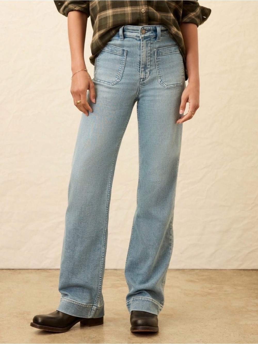Faherty Stretch Terry Patch Pocket Pant light blue Sz 30 wide leg stretch jeans